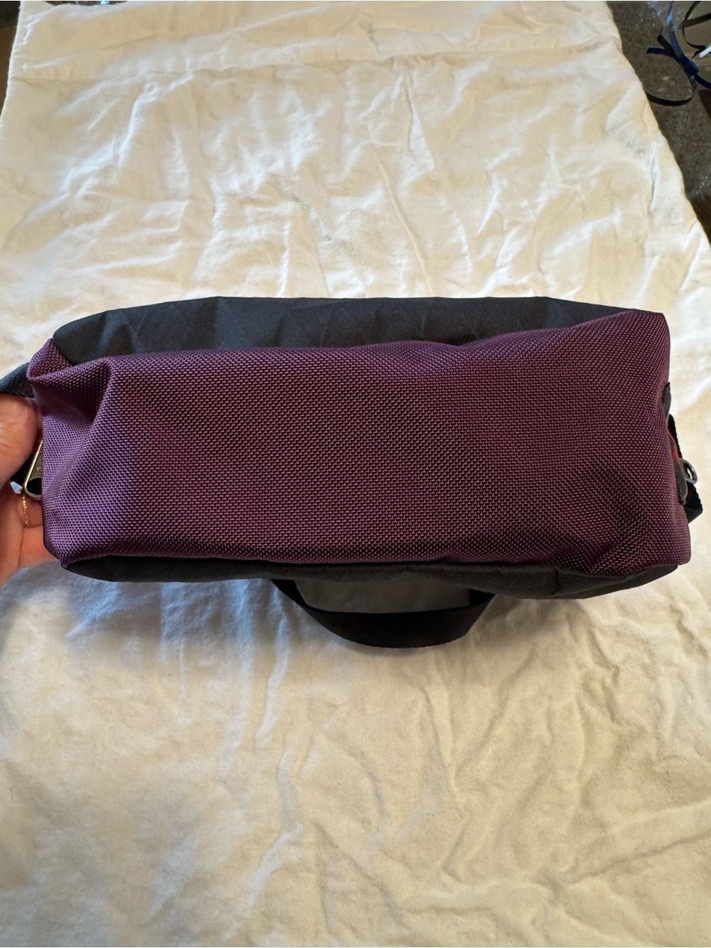 Tom Bihn Large Mystery Grab Bag - Black XPac and Aubergine ballistic nylon - Picture 5 of 6